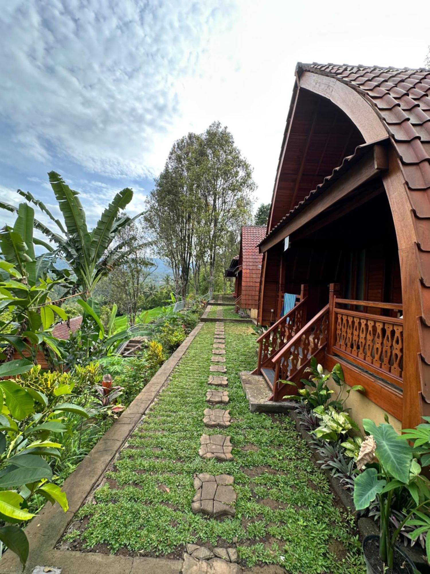 Villa Ipsa Munduk Esterno foto